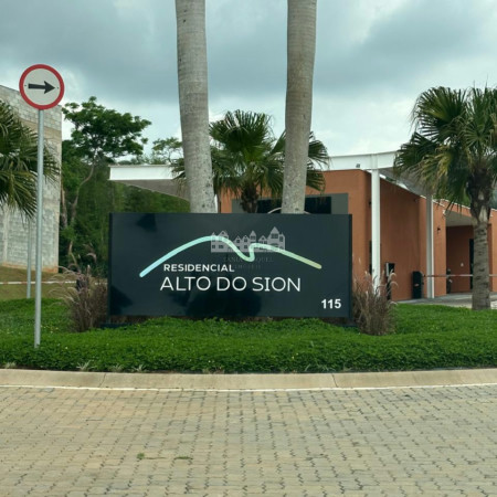 Terreno à venda no Condomínio Alto do Sion, Atibaia - SP