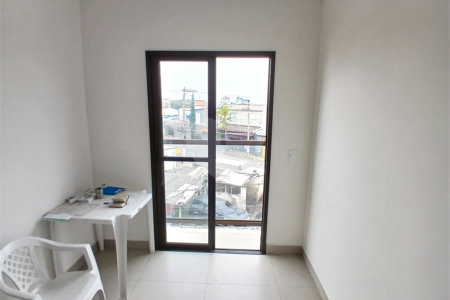 Apartamento à venda com 2 quartos em Vila dos Remédios, São Paulo, SP