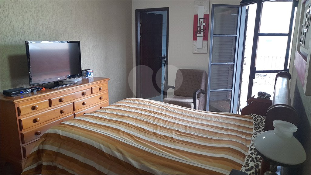 Sobrado à venda com 3 quartos, sendo 2 suítes, em Santana, São Paulo, SP