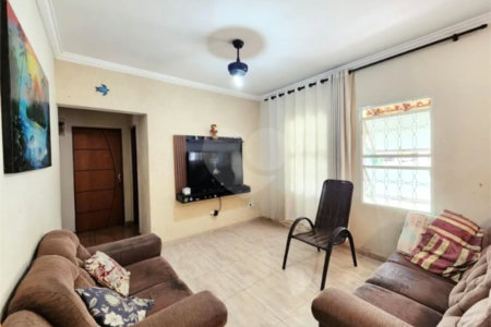 Casa à venda com 3 quartos, sendo 1 suíte, em Vista Alegre, Vinhedo, SP