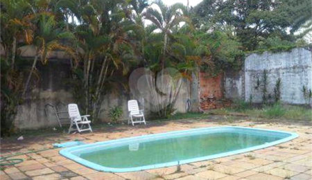 Casa à venda com 5 quartos, sendo 1 suíte,  no condomínio Chacaras do Lago, Vinhedo - SP