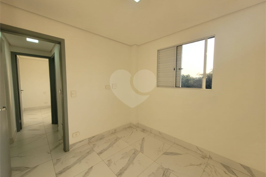 Apartamento à venda com 2 quartos em Vila Clarice, São Paulo, SP