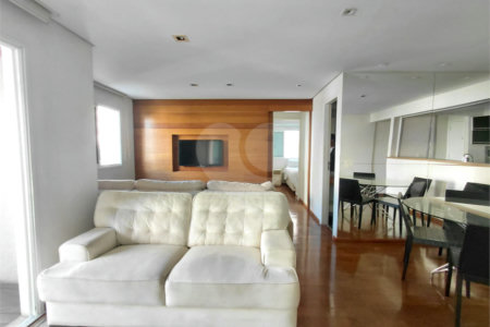 Apartamento à venda com 3 quartos, sendo 1 suíte,  em Vila Romana, São Paulo, SP