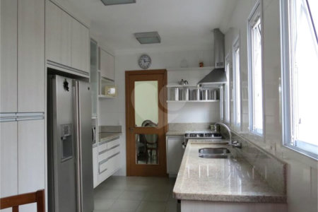 Casa à venda com 4 suítes no condomínio Residencial Santa Clara, Indaiatuba - SP