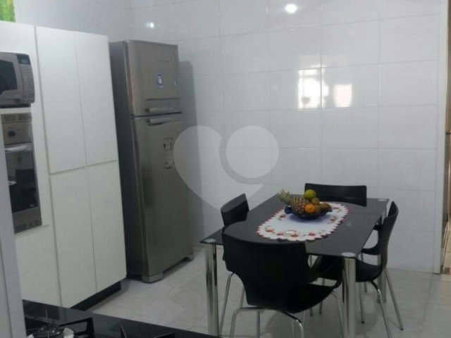 Sobrado à venda com 2 quartos, sendo 1 suíte,  em Santana, São Paulo, SP