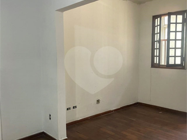 Apartamento à venda com 2 quartos em Aclimação, São Paulo, SP