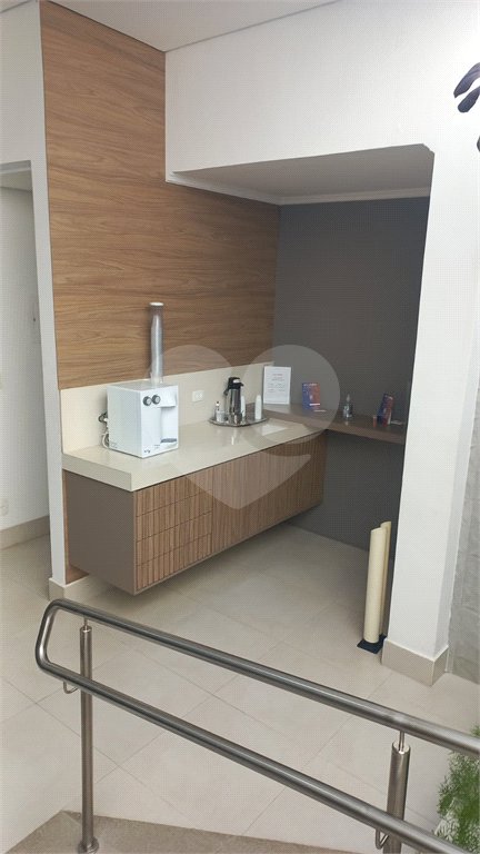 Salão Comercial à venda ou para alugar em Vila Vitória, Mogi das Cruzes, SP