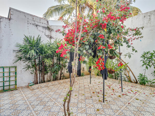 Sobrado à venda com 4 quartos, sendo 2 suítes,  em Jardim Marajoara, São Paulo, SP