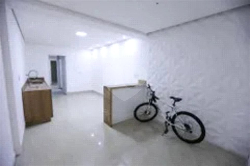 Casa à venda com 3 suítes em Jardim Santo Elias, São Paulo, SP