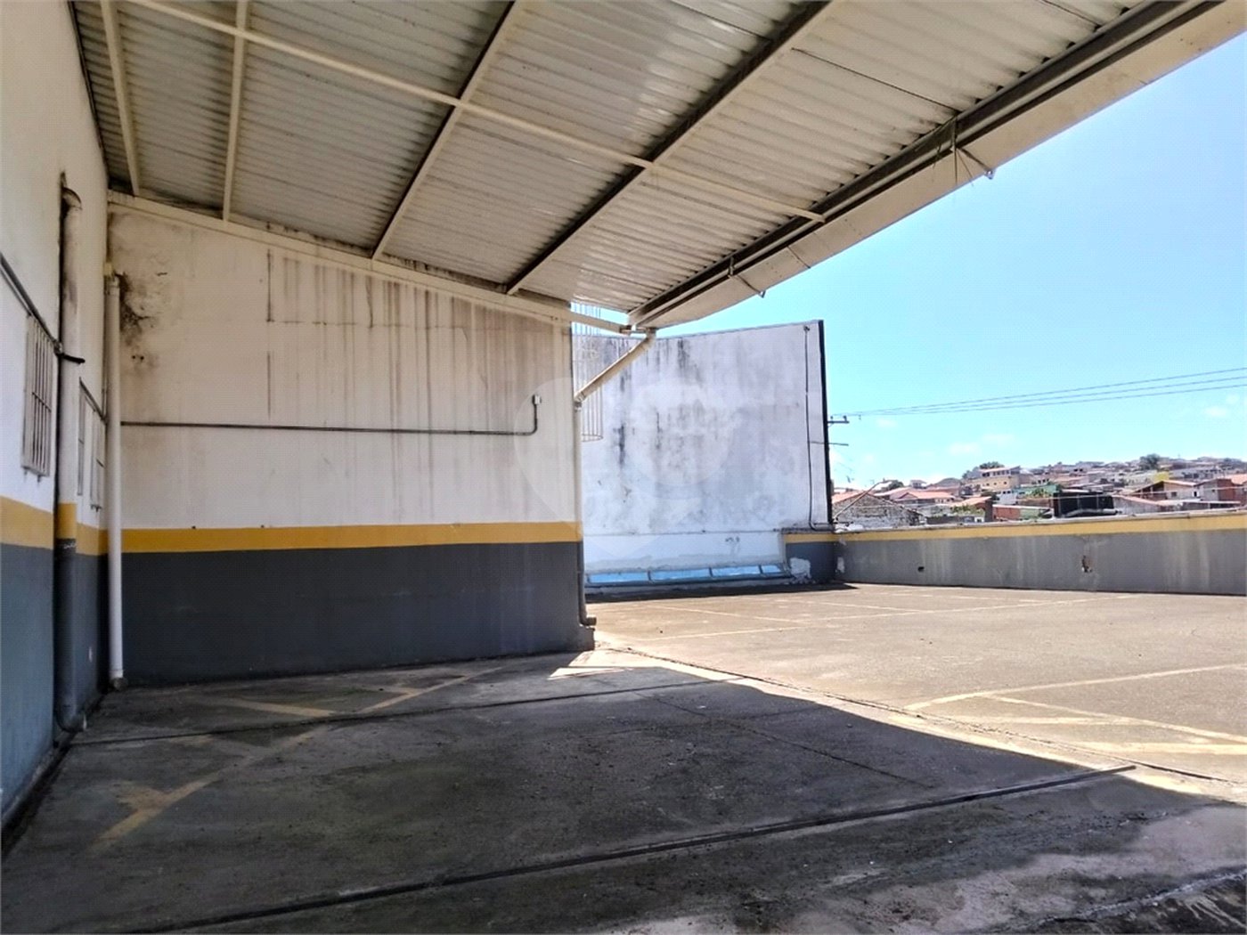 Salão para alugar em Cocaia, Guarulhos, SP