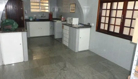 Casa à venda com 3 quartos, sendo 1 suíte,  em Vila Campesina, Osasco, SP