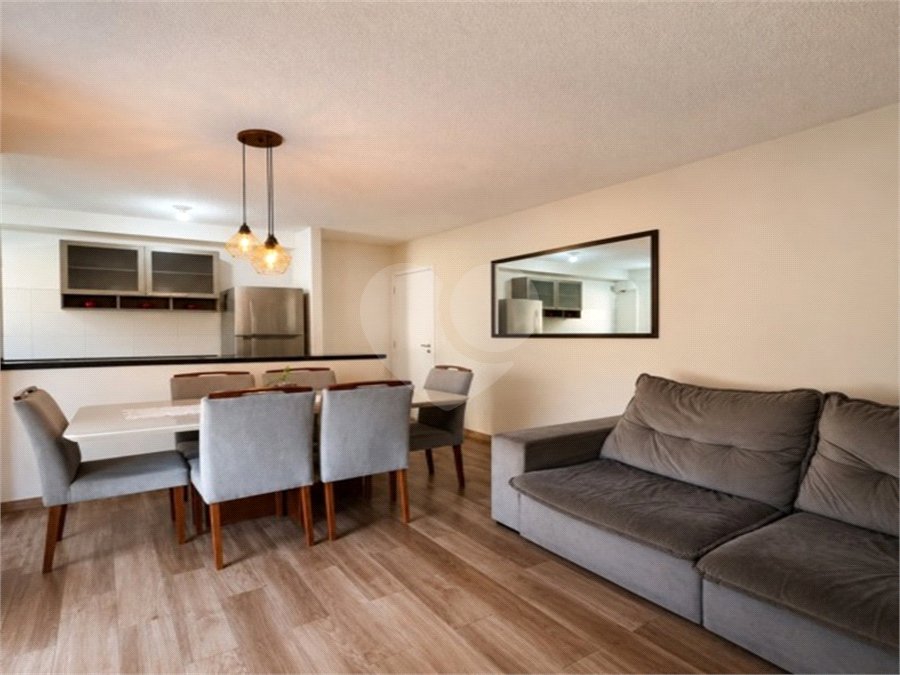 Apartamento à venda com 2 quartos em Jardim Petrópolis, Cotia, SP