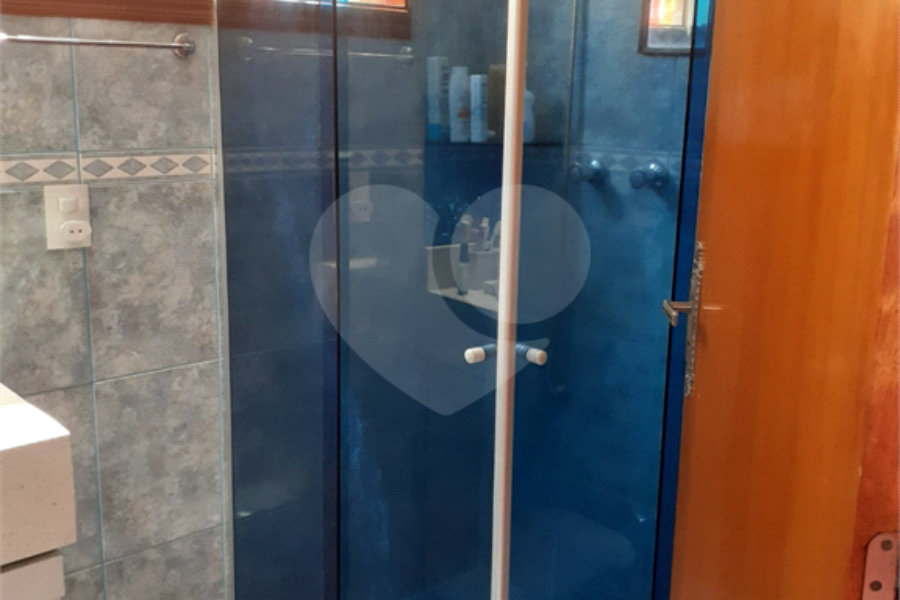 Sobrado à venda com 3 quartos, sendo 1 suíte, em Vila Nova Cachoeirinha, São Paulo, SP