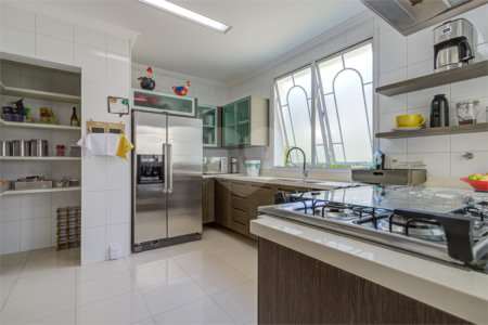 Casa à venda ou para alugar com 4 suítes no condomínio Ville de Vie, São Paulo - SP