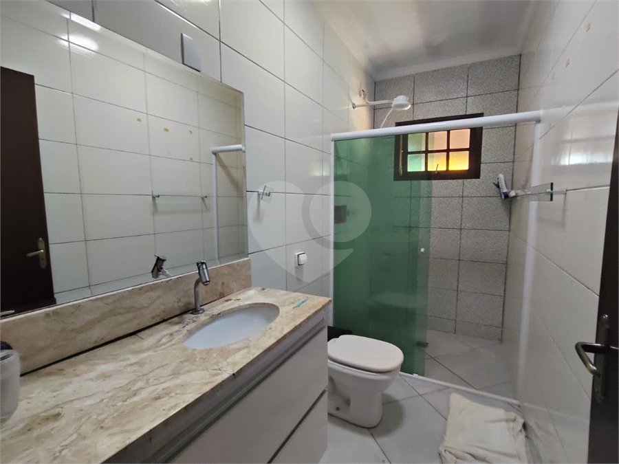 Casa Térrea à venda com 4 quartos, sendo 1 suíte, em Vila Mazzei, Itapetininga, SP