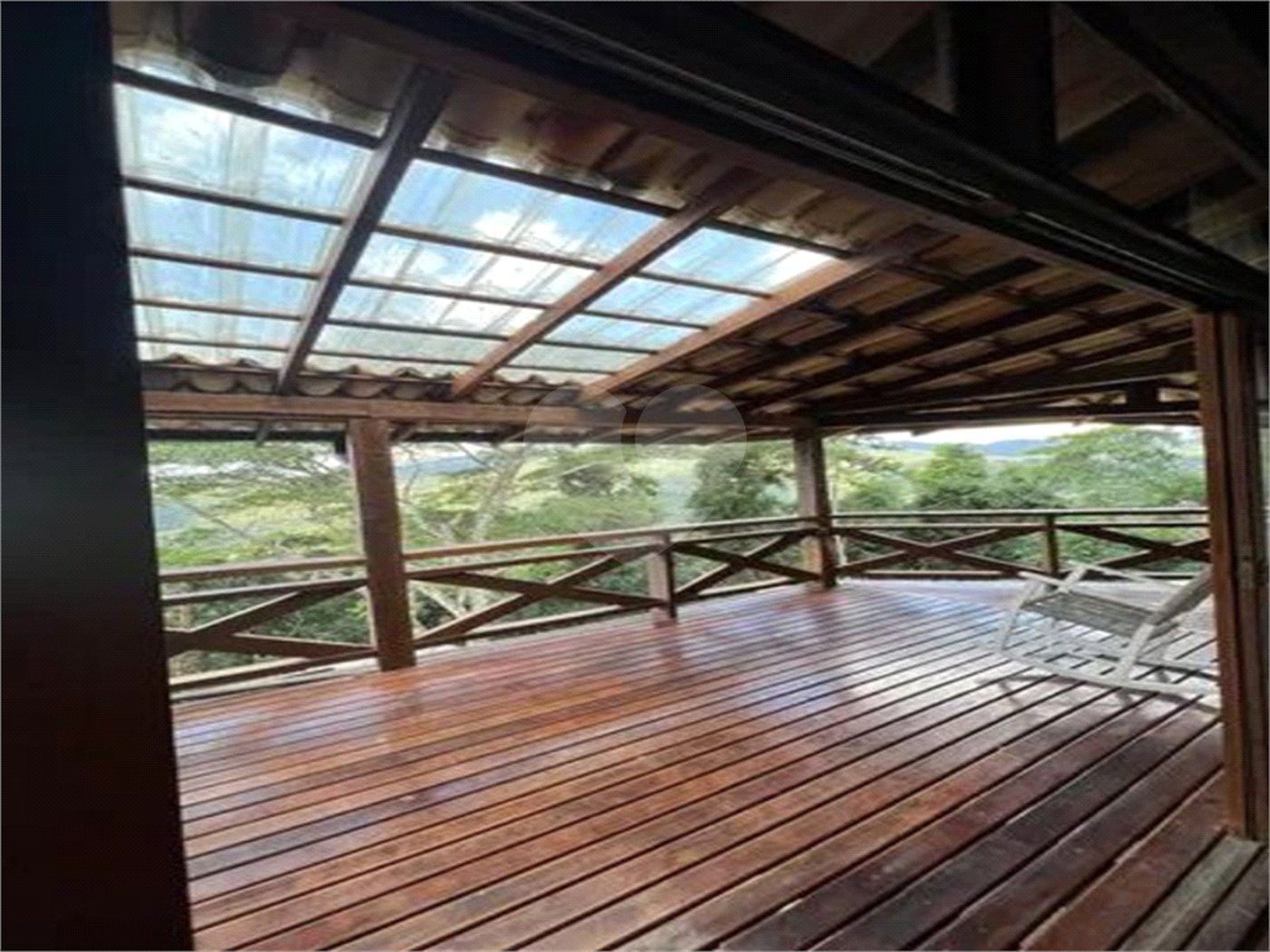 Casa à venda com 3 quartos, sendo 1 suíte,  no condomínio Alpes da Cantareira, Mairiporã - SP