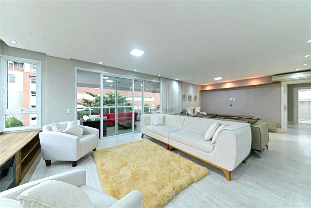 Apartamento à venda ou para alugar com 3 suítes em Cidade Monções, São Paulo, SP