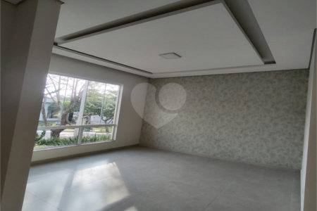 Casa à venda com 3 quartos, sendo 1 suíte,  no condomínio Atibaia Park 1, Atibaia - SP