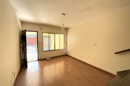 Sobrado à venda com 3 quartos em Vila Mazzei, São Paulo, SP