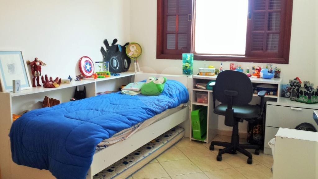 Sobrado à venda com 4 quartos em Brooklin Velho, São Paulo, SP