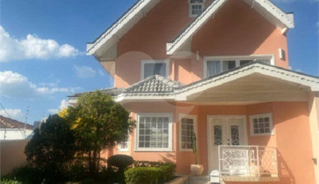 Casa à venda com 4 quartos, sendo 3 suítes,  em Jardim Maia, Guarulhos, SP