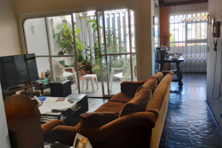 Casa de Vila à venda com 4 suítes em Jardim Londrina, São Paulo, SP