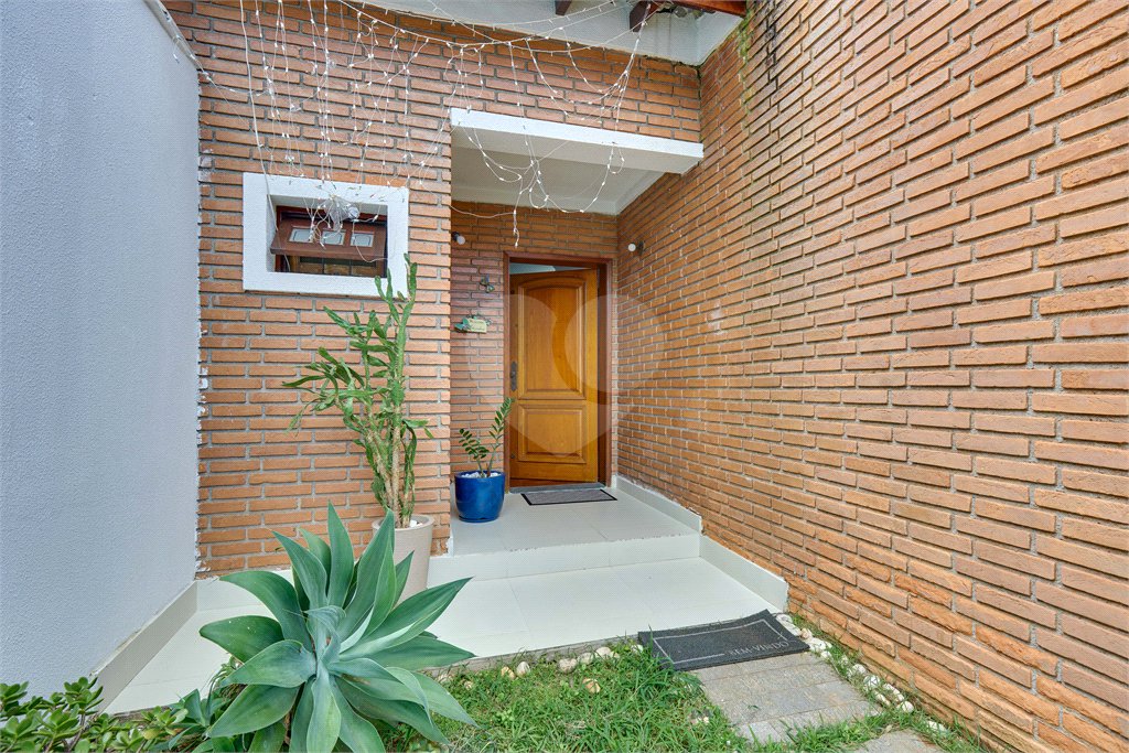 Casa Térrea à venda com 3 quartos, sendo 1 suíte, em Interlagos, São Paulo, SP