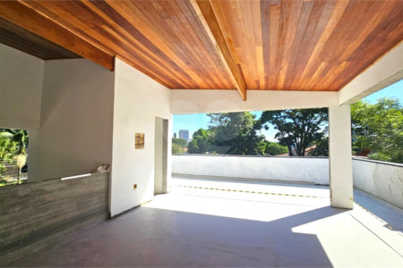 Casa à venda com 4 suítes em Alto da Boa Vista, São Paulo, SP