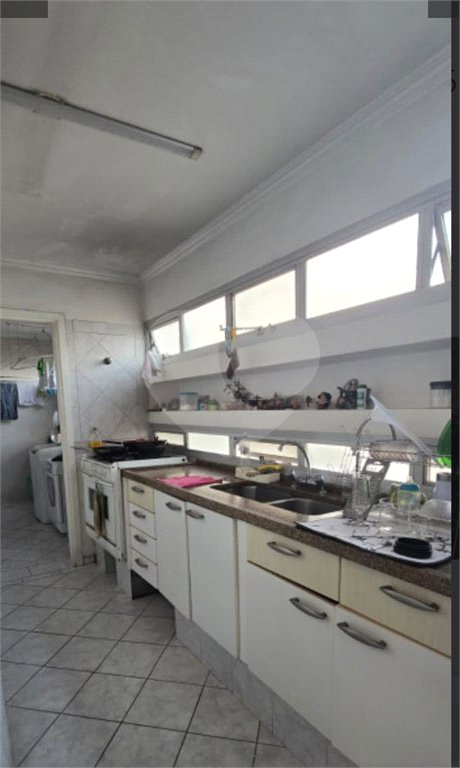 Apartamento à venda com 3 quartos, sendo 1 suíte,  em Paraíso do Morumbi, São Paulo, SP