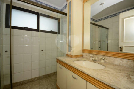 Apartamento à venda com 4 quartos, sendo 2 suítes, em Paraíso do Morumbi, São Paulo, SP