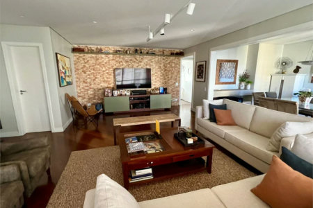 Apartamento à venda com 3 quartos, sendo 2 suítes, em Vila Suzana, São Paulo, SP