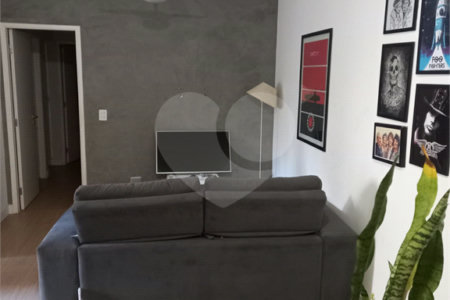 Apartamento à venda com 3 quartos, sendo 1 suíte,  em Vila Olímpia, São Paulo, SP