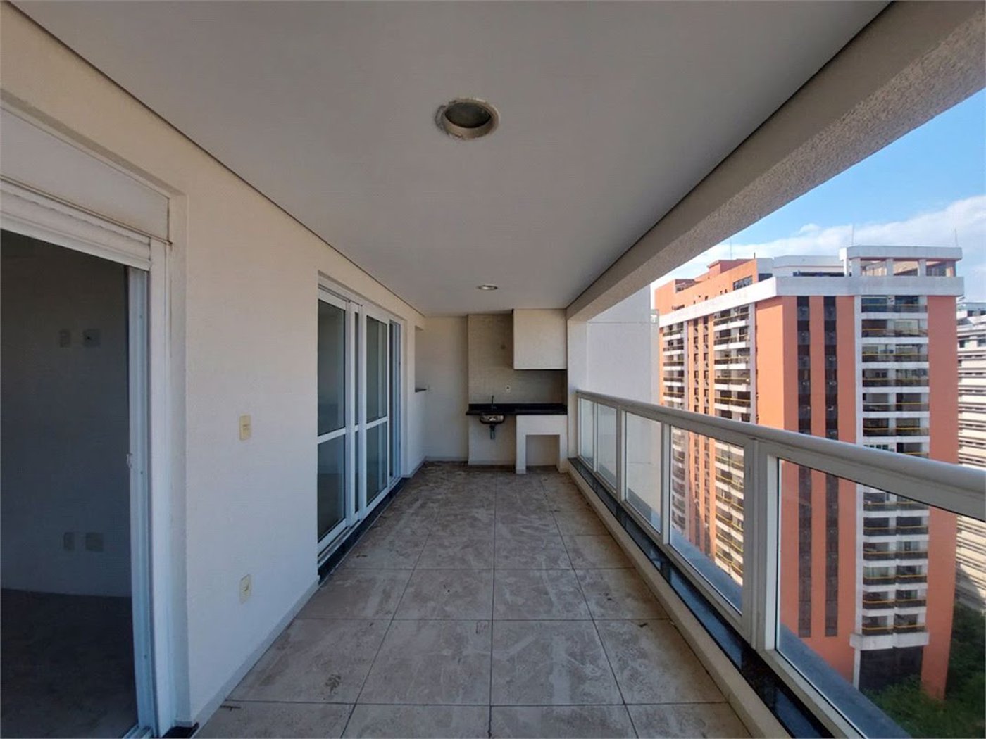 Apartamento com 3 dormitórios à venda, 110 m² por R$ 1.100.000,00 - Centro - Guarujá/SP