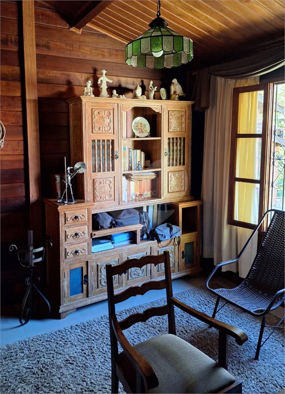 Casa em condomínio à venda com 4 quartos, sendo 2 suítes, no Centro, Bom Jesus dos Perdões, SP