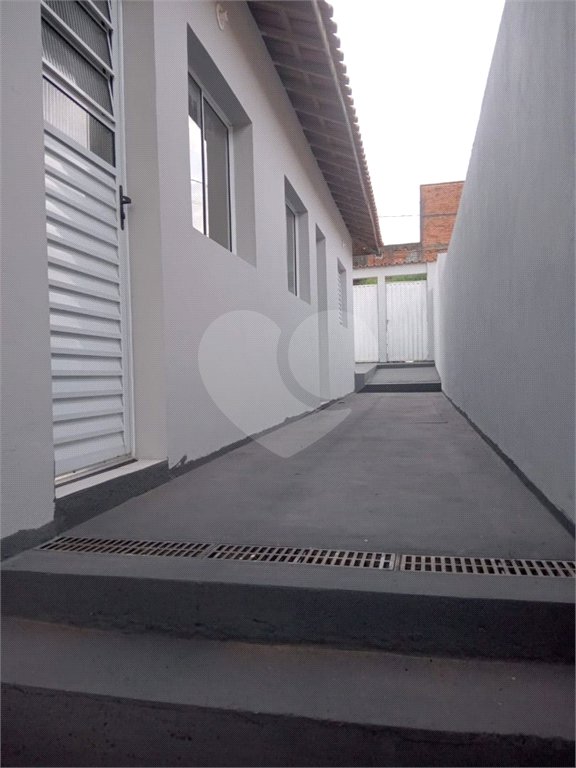 Casa à venda com 2 quartos, sendo 1 suíte, no Centro, Mairinque, SP