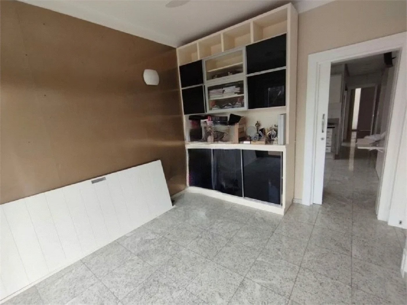 Casa à venda com 5 quartos, sendo 4 suítes,  em Parque dos Príncipes, São Paulo, SP