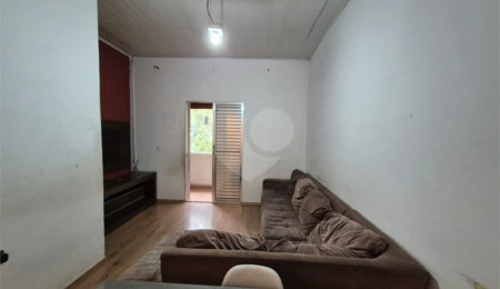 Sobrado à venda com 4 quartos, sendo 2 suítes,  em Vila Romana, São Paulo, SP