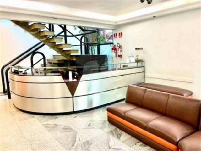 Prédio à venda em Santana, São Paulo, SP
