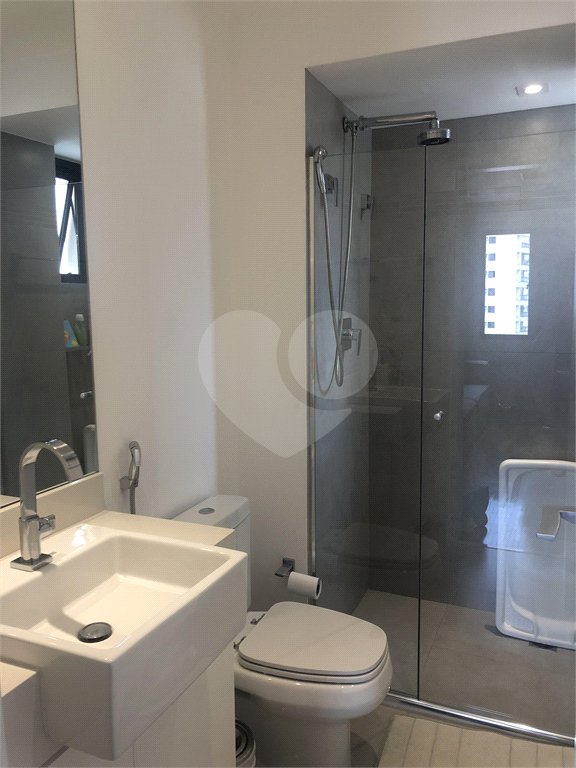 Apartamento à venda com 3 quartos, sendo 2 suítes, em Vila Nova Conceição, São Paulo, SP