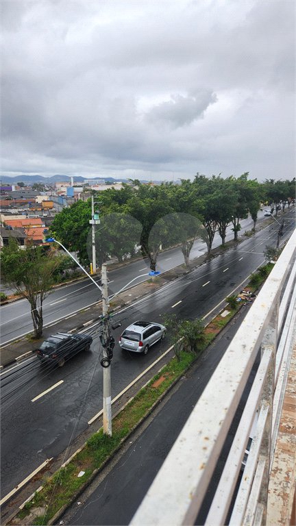 Sobrado à venda em Jardim Luciana, Itaquaquecetuba, SP