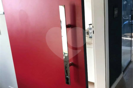 Cobertura à venda com 3 quartos, sendo 1 suíte,  em Vila Andrade, São Paulo, SP