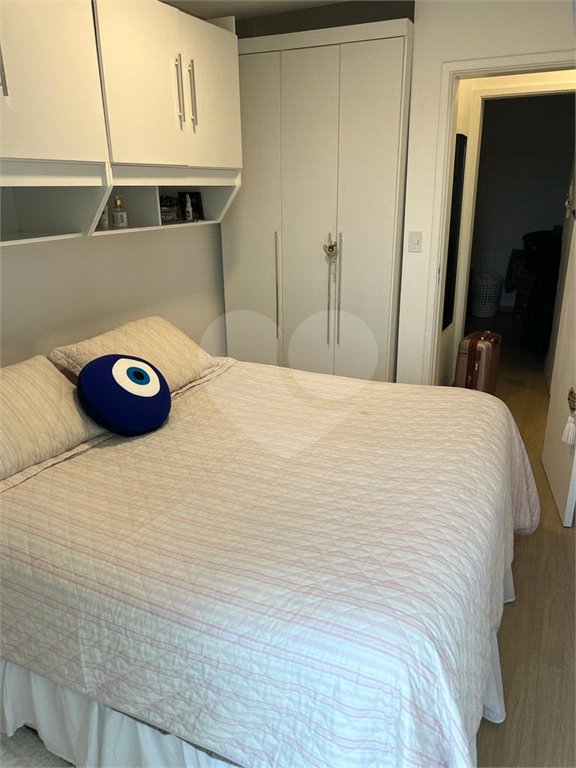 Casa à venda com 2 suítes no condomínio Jd. Avelino II, São Paulo - SP
