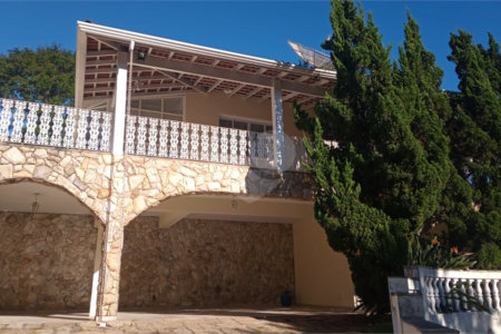 Casa à venda com 5 quartos, sendo 3 suítes,  no condomínio Estância Marambaia, Vinhedo - SP