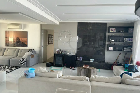 Apartamento Alto Padrão Lazer Completo ,3 suítes com 4 vagas, 250 m² à venda no Parque da Mooca.