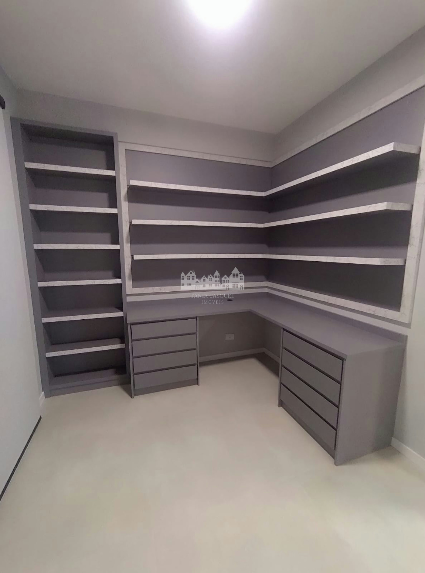 Casa à venda com 3 suítes no condomínio Lá Reserva Atibaia, Atibaia - SP