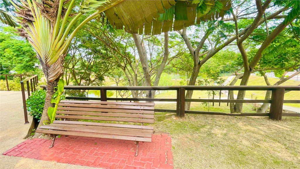 Casa à venda com 3 quartos, sendo 1 suíte, no condomínio Sun Lake, Sorocaba - SP