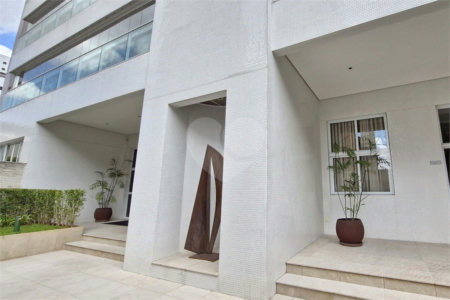 Apartamento à venda com 3 suítes em Brooklin, São Paulo, SP