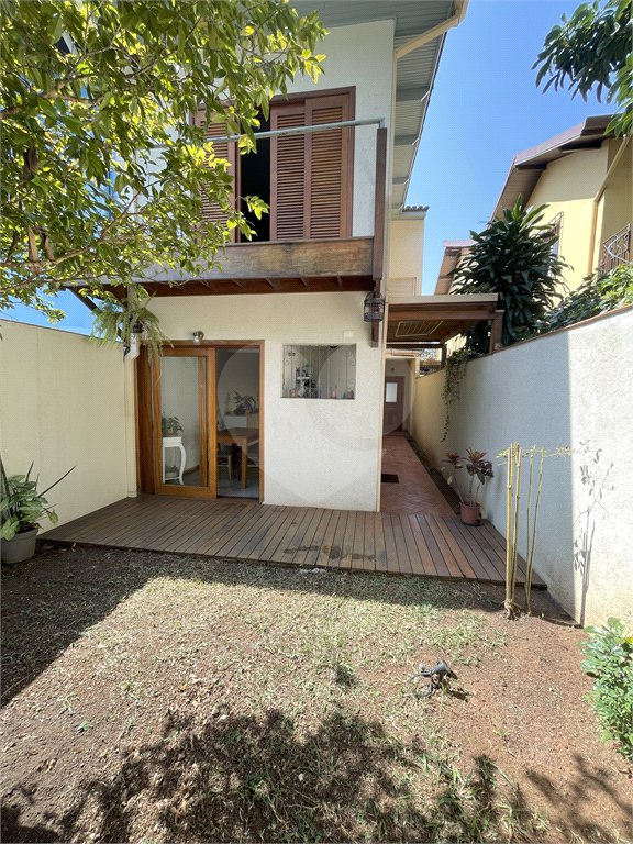 Casa à venda com 3 suítes em Santo Amaro, São Paulo, SP