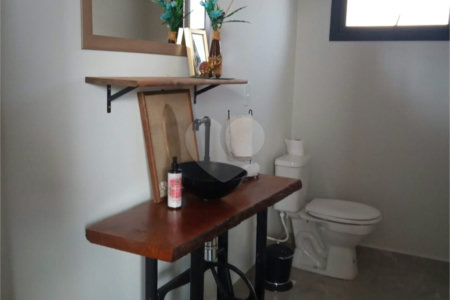 Casa à venda com 3 quartos, sendo 1 suíte, no condomínio Village Ipanema Ii, Araçoiaba da Serra - SP