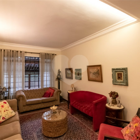 Casa à venda com 3 quartos, sendo 1 suíte,  em Parque Colonial, São Paulo, SP